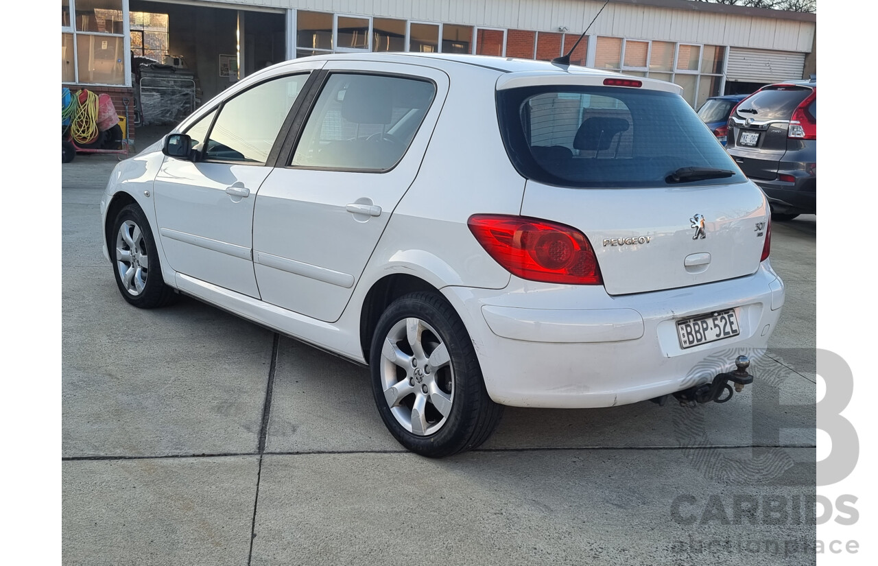 3/2007 Peugeot 307 XSE HDi 2.0 MY06 UPGRADE 5d Hatchback White 2.0L