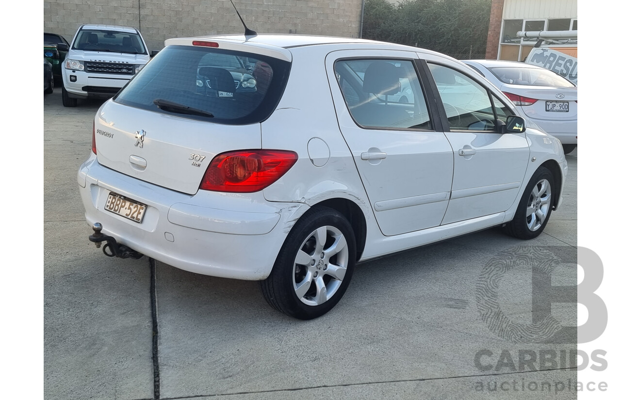 3/2007 Peugeot 307 XSE HDi 2.0 MY06 UPGRADE 5d Hatchback White 2.0L