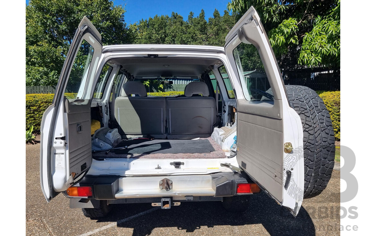 6/2001 Nissan Patrol DX (4x4) GU II 4d Wagon White 3.0L