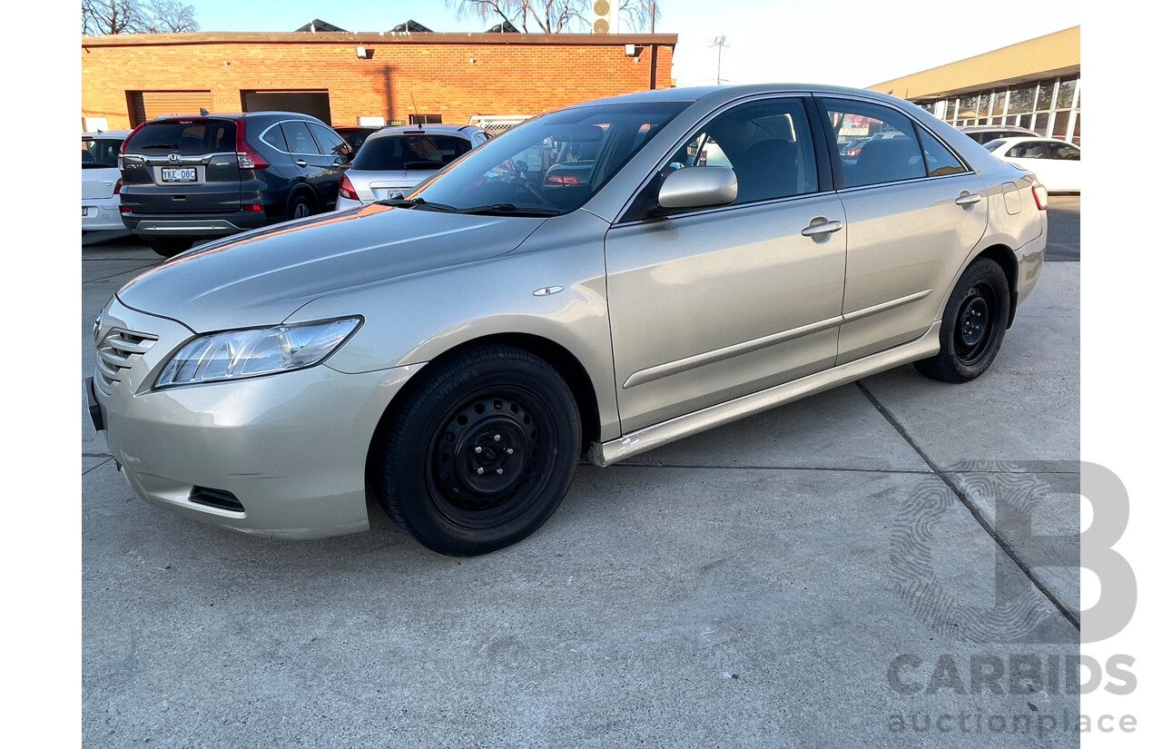 11/2006 Toyota Camry Altise ACV40R 4d Sedan Gold 2.4L