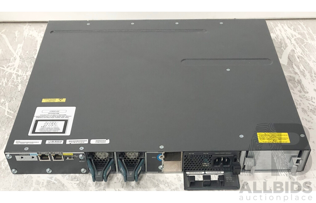 Cisco Catalyst (WS-C3560X-48P-S) 3560-X Series PoE+ 48-Port Gigabit Managed Switch