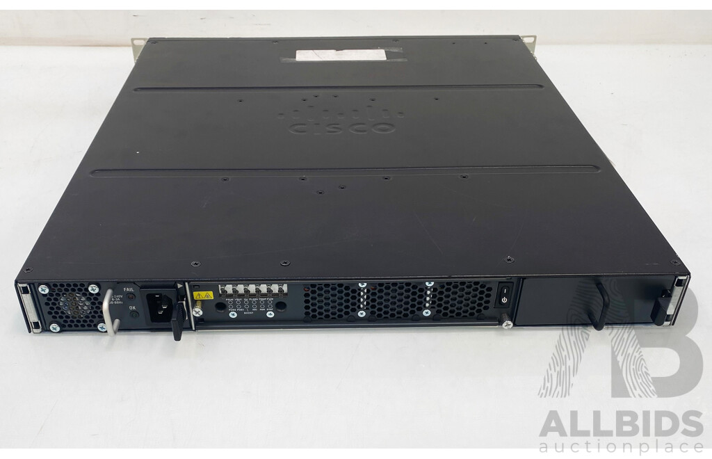 Cisco (ISR4431/K9) 4400 Series Integrated Services Router