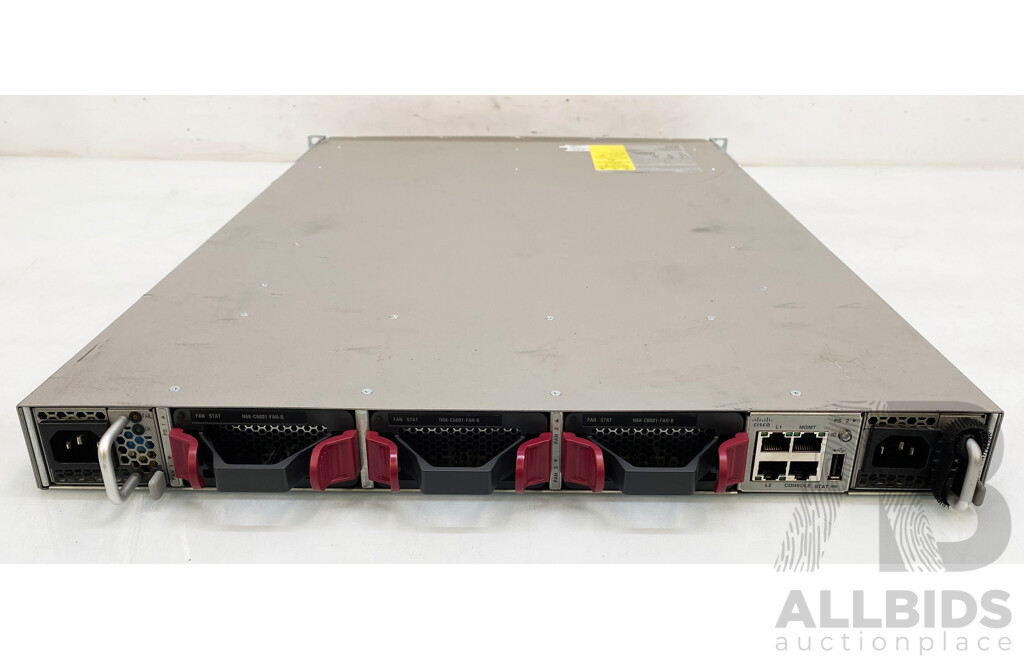 Cisco (N5K-C5672UP) Nexus 5500 Series 48-Port Switch