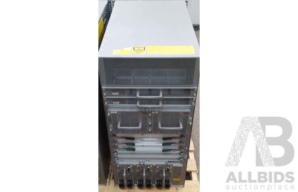 Cisco (N7K-C7010) Nexus 7000 Series Switch Chassis