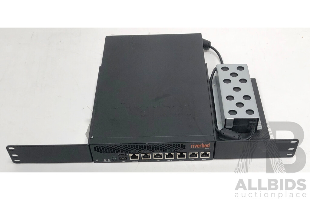 Riverbed Steelhead (CXA-00770-B120) Network Appliance