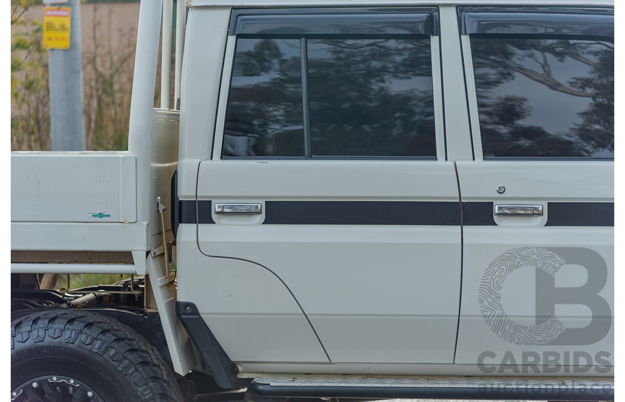 3/2015 Toyota Landcruiser GXL (4x4) VDJ79R Double C/Chas White 4.5L Turbo Diesel V8