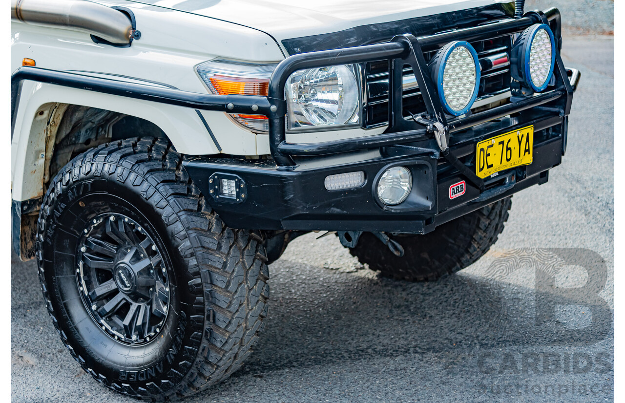 3/2015 Toyota Landcruiser GXL (4x4) VDJ79R Double C/Chas White 4.5L Turbo Diesel V8