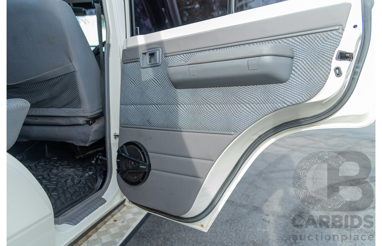 3/2015 Toyota Landcruiser GXL (4x4) VDJ79R Double C/Chas White 4.5L Turbo Diesel V8