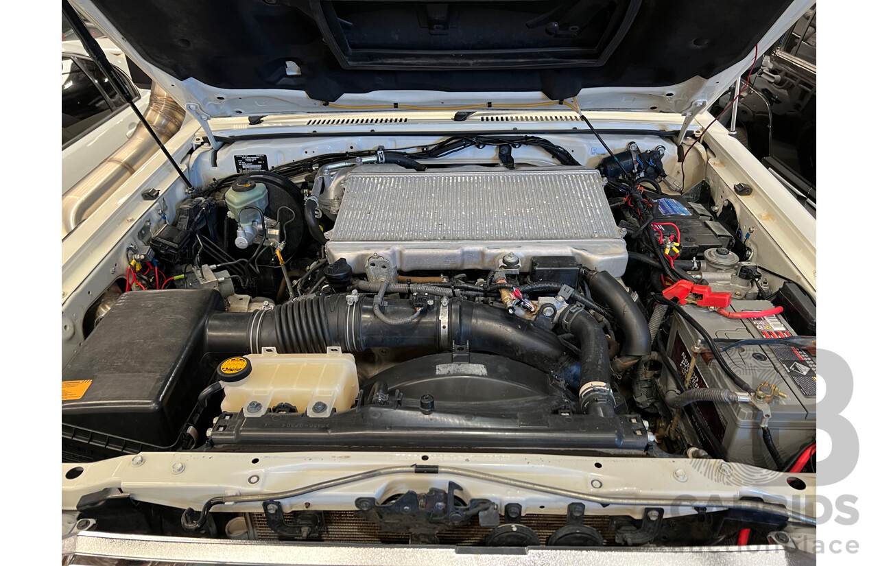 3/2015 Toyota Landcruiser GXL (4x4) VDJ79R Double C/Chas White 4.5L Turbo Diesel V8