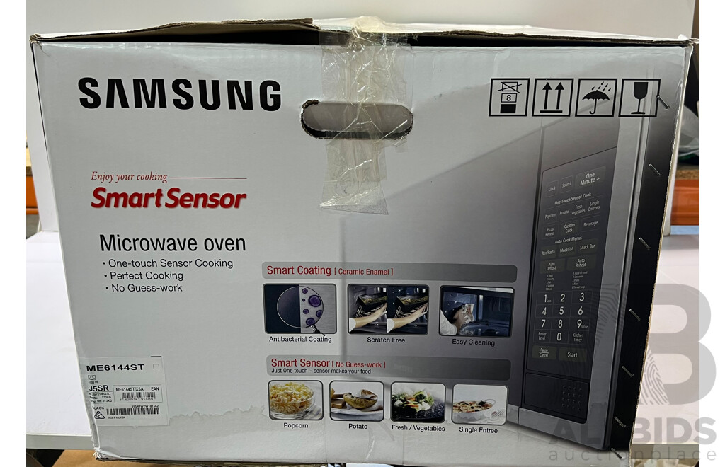 Samsung (ME6144ST) Microwave Oven - ORP $289.00