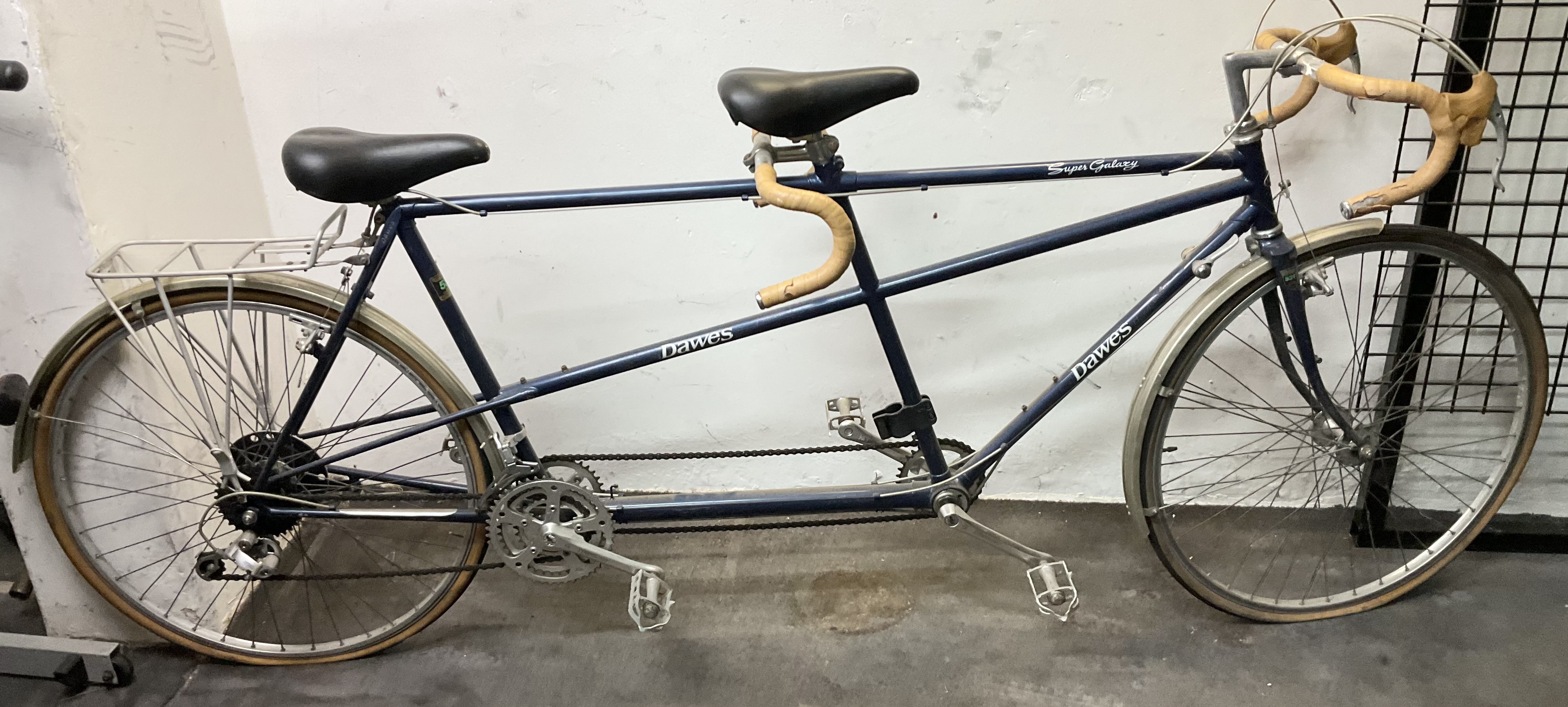 Dawes super galaxy tandem deals