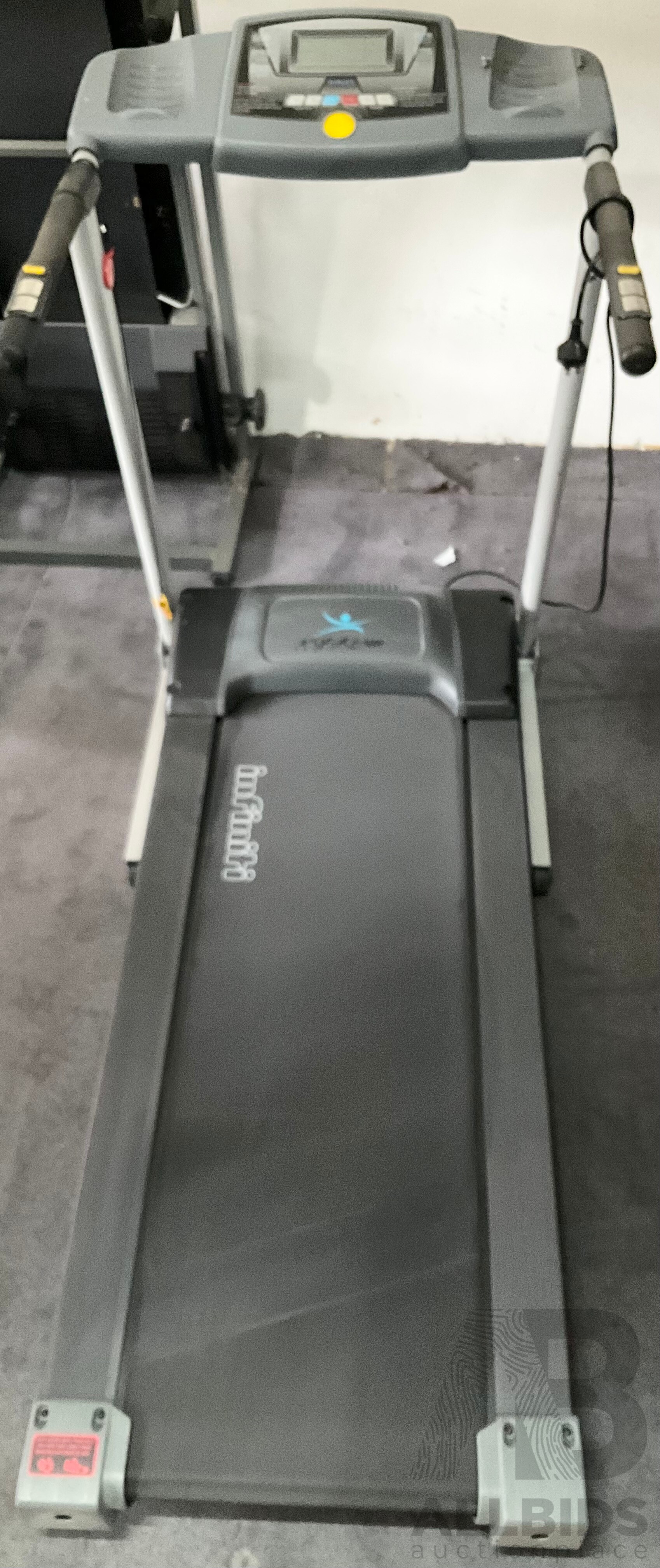Infiniti aspire 1000 treadmill deals