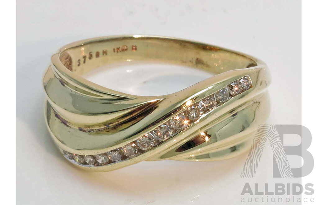 9ct Gold Diamond Ring