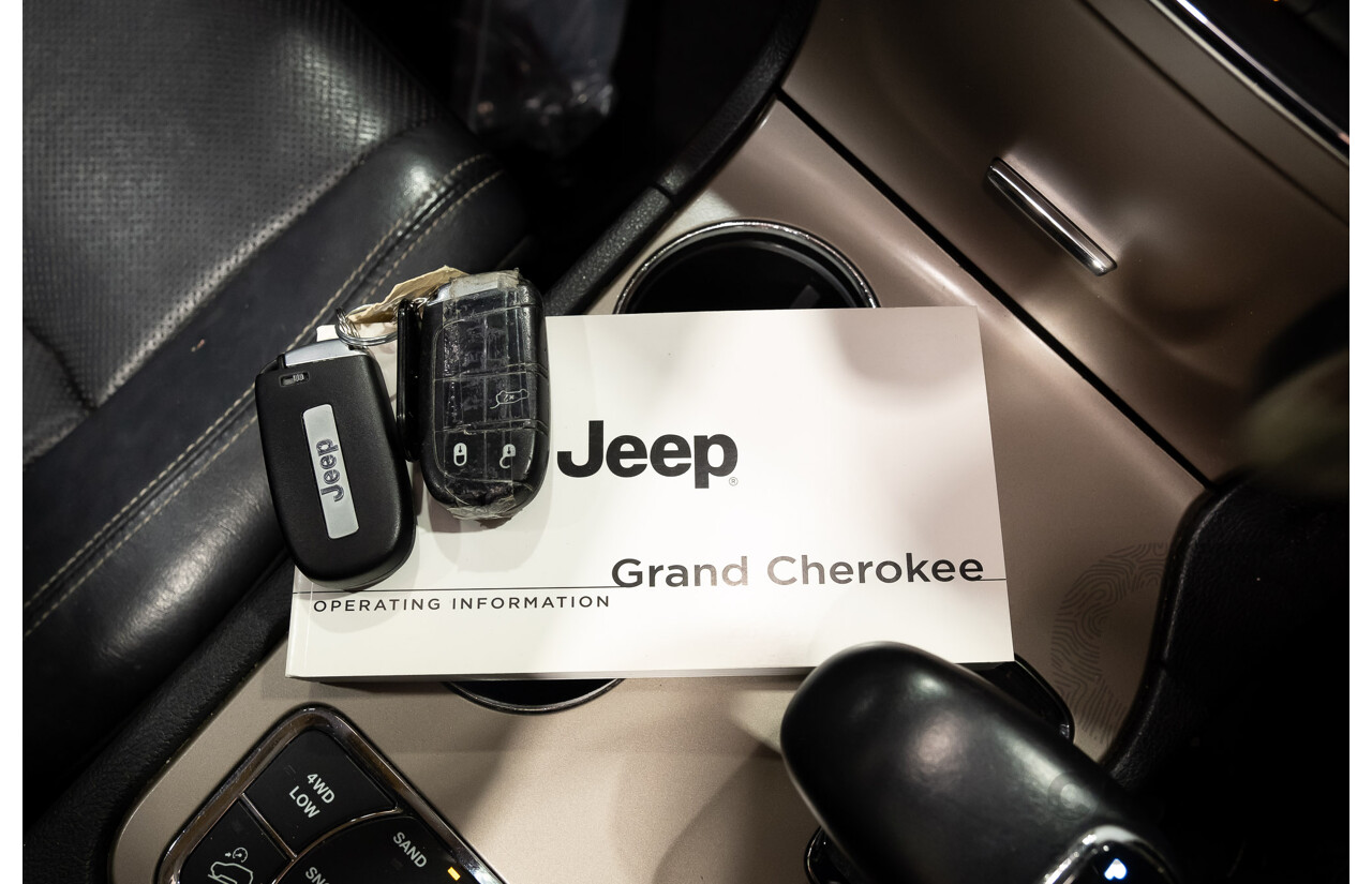 9/2015 Jeep Grand Cherokee Limited (4x4) WK MY15 4d Wagon Bright White 3.6L