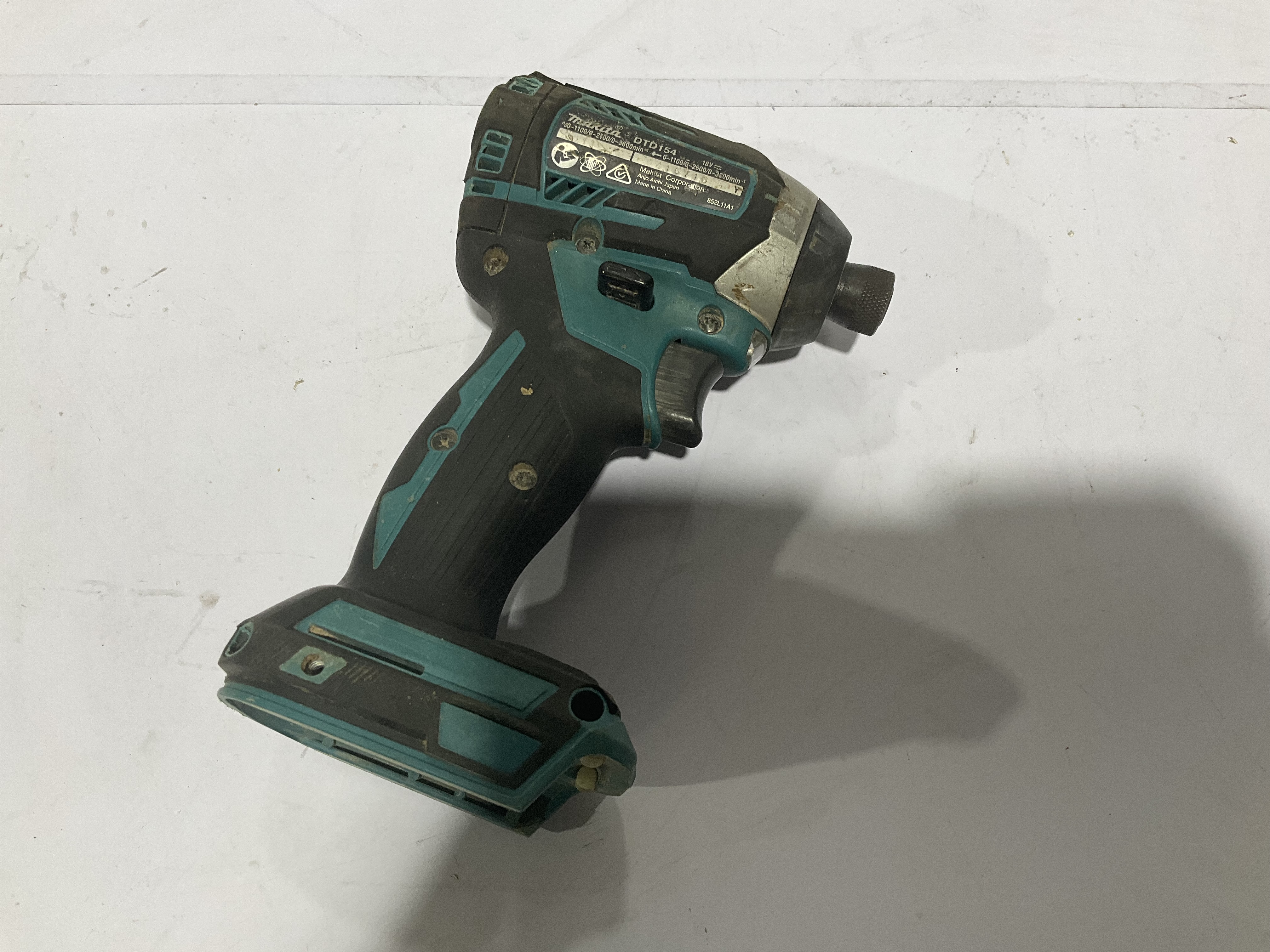 Makita discount dtd154 18v