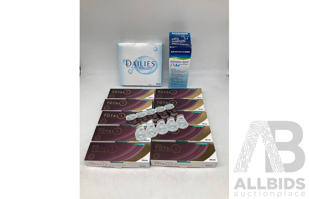 BAUSH + LOMB, DAILIES - Assorted Contact Lenses  - Lot of 12 - Estimated ORP $650