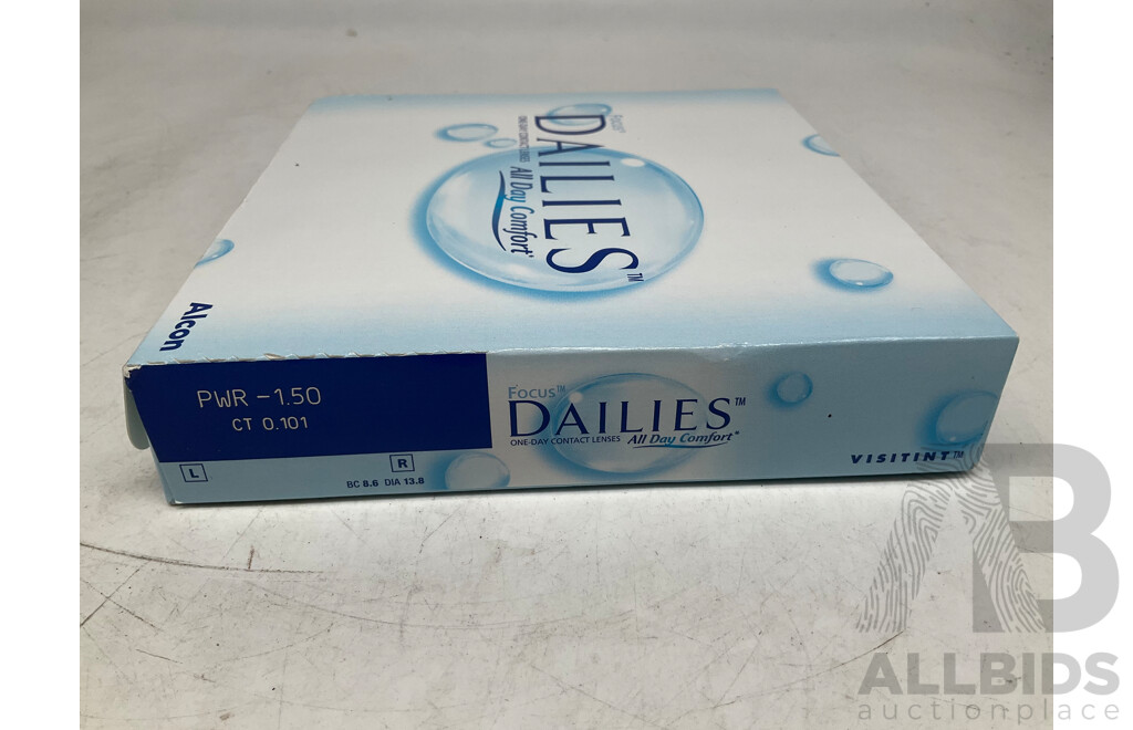 BAUSH + LOMB, DAILIES - Assorted Contact Lenses  - Lot of 12 - Estimated ORP $650