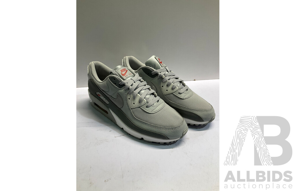 NIKE AIR MAX Size US12 - Estimated ORP $190