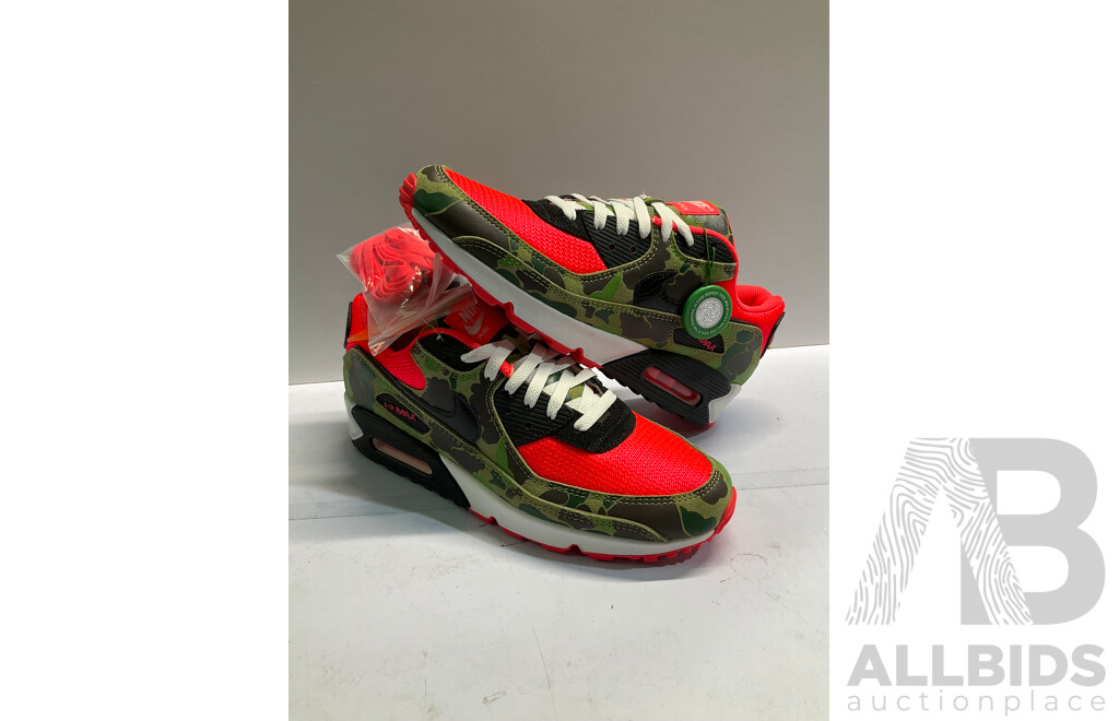 NIKE AIR MAX Size US12 - Estimated ORP $190