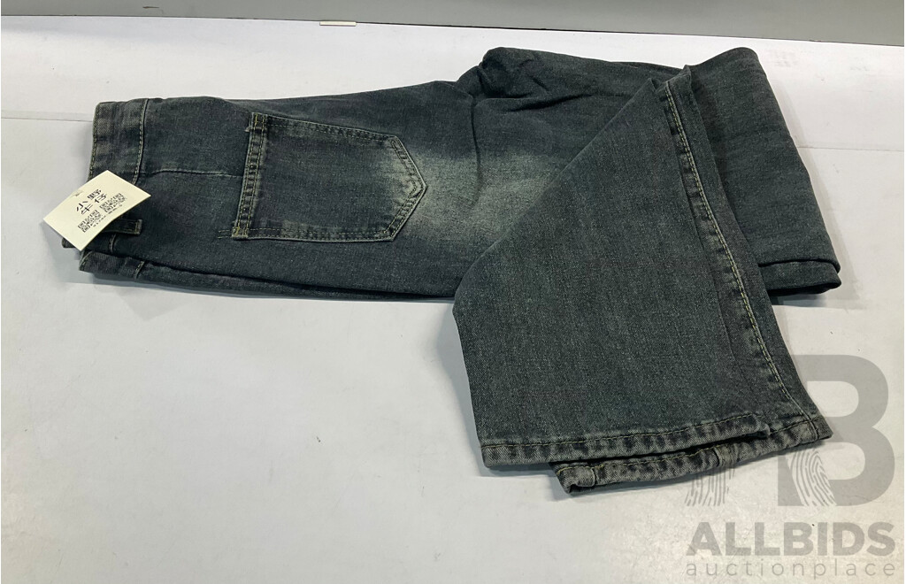 C&M, AJE, XIAO YE - Assorted Women's Jeans (Mixed Sizes) & T-Shirts (Size 10) - Lot of 5 - Estimated Total ORP $450.00