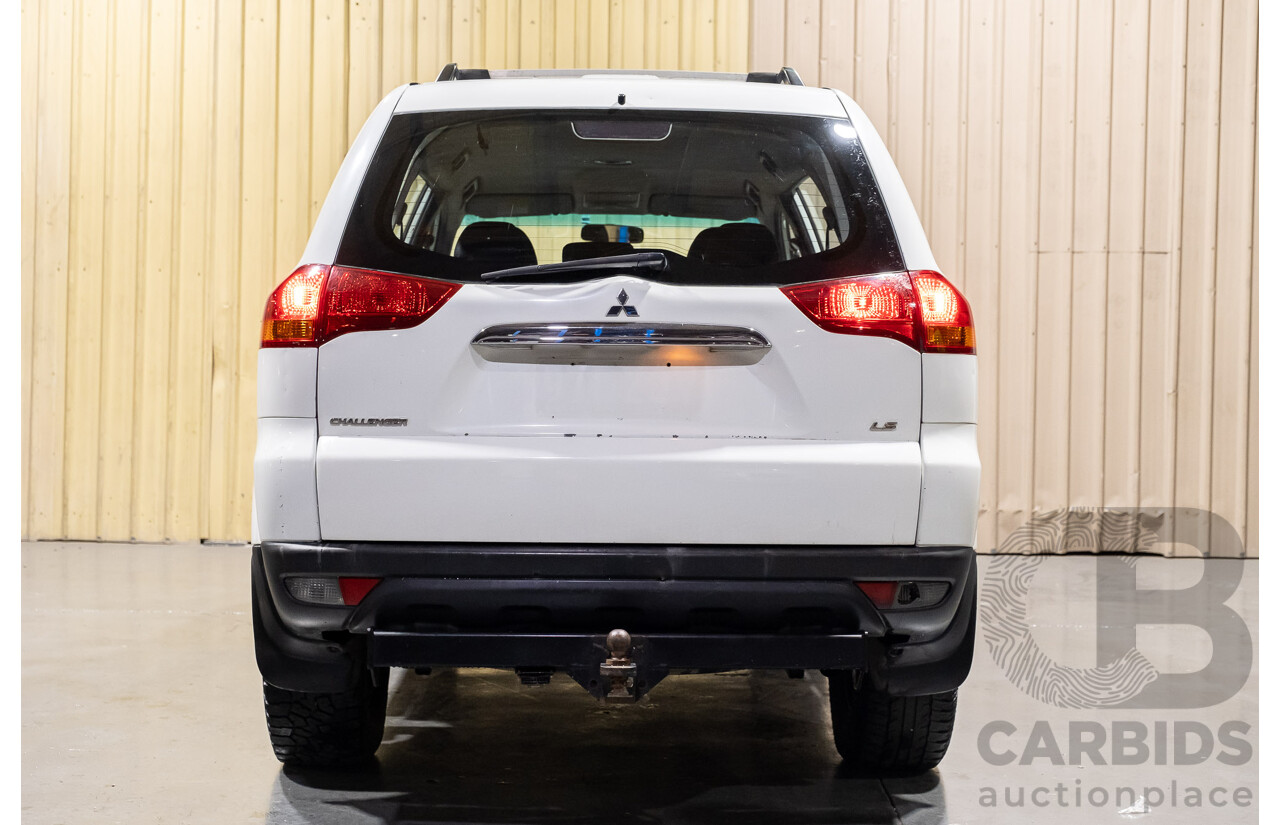 2/2010 Mitsubishi Challenger LS (5 Seat) (4x4) PB 4d Wagon White Turbo Diesel 2.5L