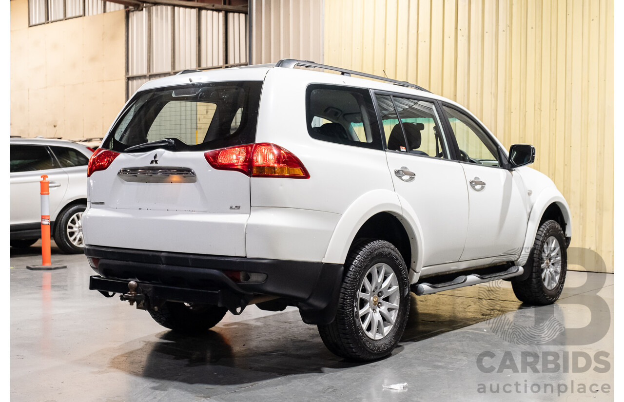 2/2010 Mitsubishi Challenger LS (5 Seat) (4x4) PB 4d Wagon White Turbo Diesel 2.5L