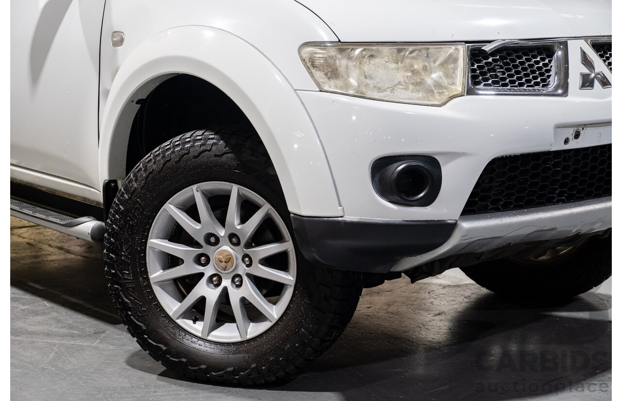 2/2010 Mitsubishi Challenger LS (5 Seat) (4x4) PB 4d Wagon White Turbo Diesel 2.5L