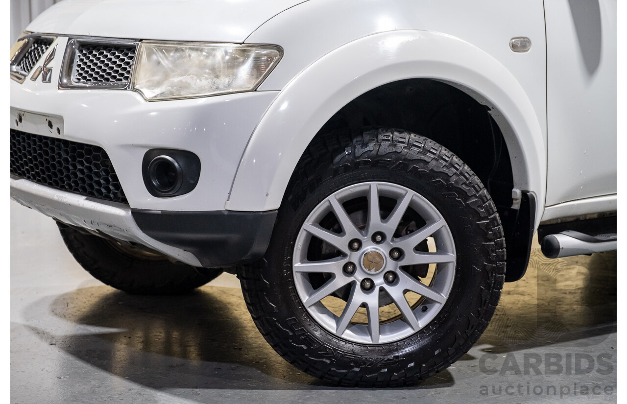 2/2010 Mitsubishi Challenger LS (5 Seat) (4x4) PB 4d Wagon White Turbo Diesel 2.5L