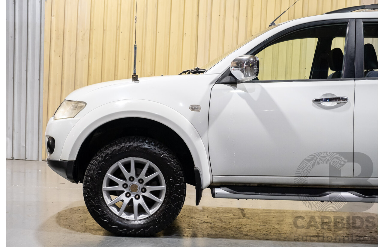 2/2010 Mitsubishi Challenger LS (5 Seat) (4x4) PB 4d Wagon White Turbo Diesel 2.5L