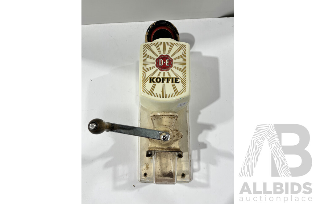 Douwe Egberts Koffie Wall Mounted Grinder