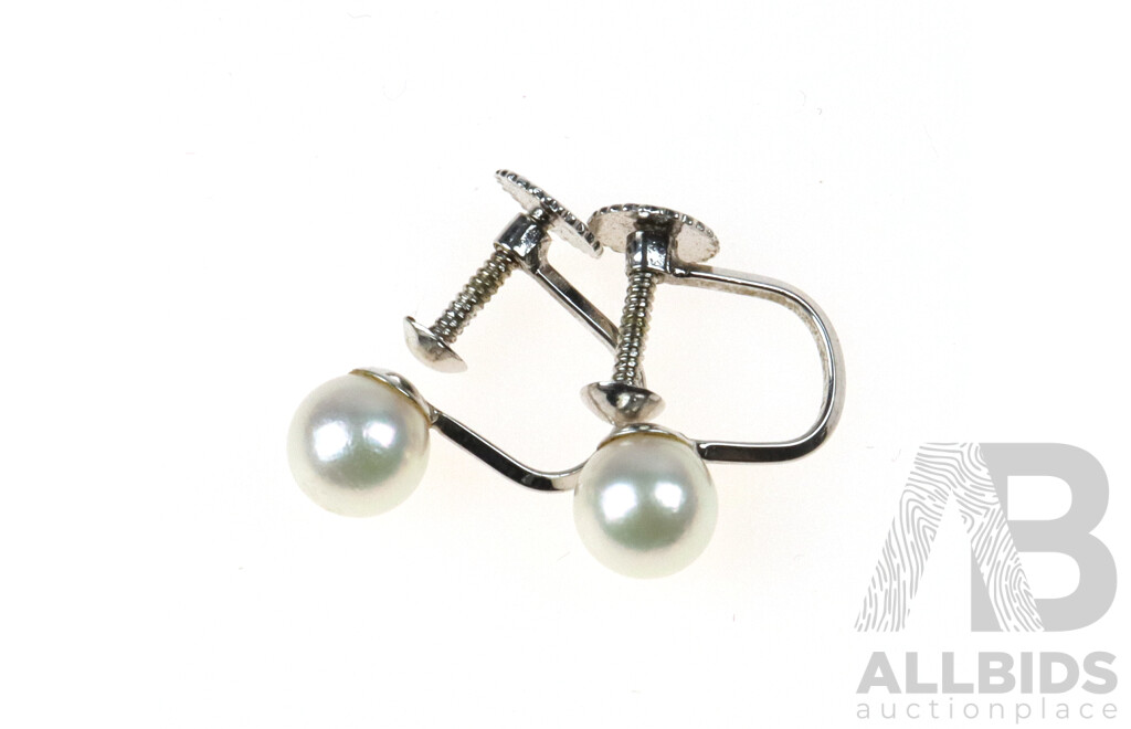 Vintage 14K Akoya Type Pearl Earrings with Screw Back Clip on Fixtures