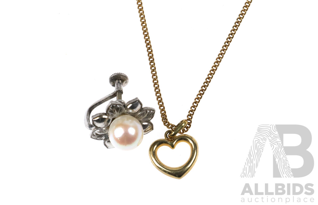 9CT Heart Pendant on Presentation Chain & Single Floral Pearl Earring