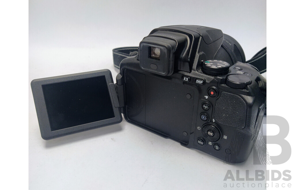 Nikon Coolpix P900 Digital Camera