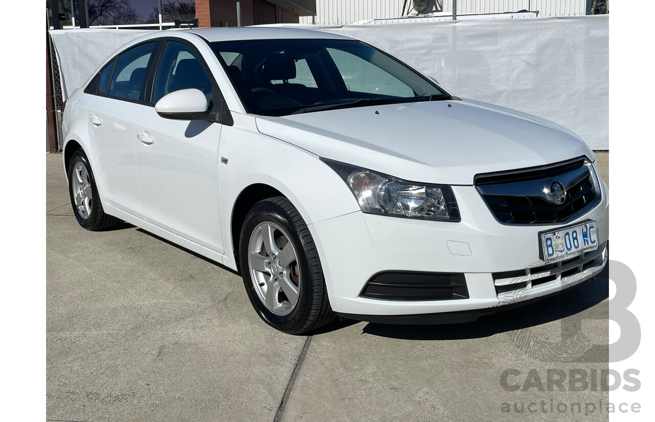 8/2010 Holden Cruze CD JG 4d Sedan White 1.8L