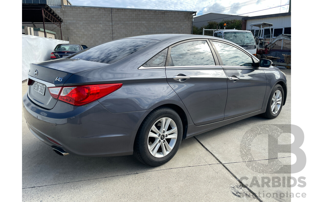 2/2011 Hyundai i45 Active YF MY11 4d Sedan Grey 2.4L