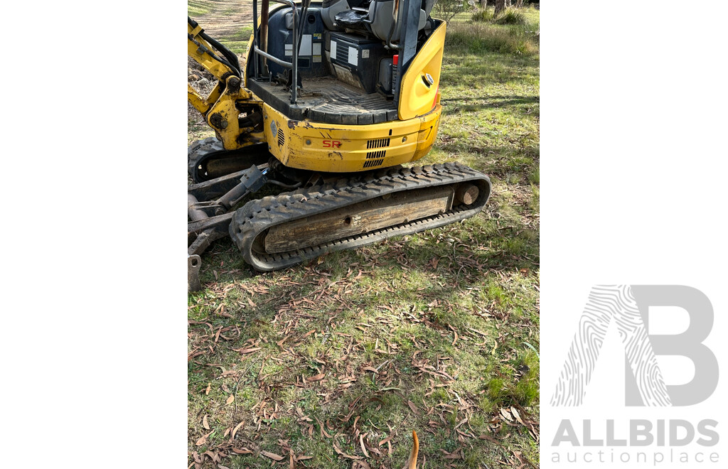 2007 NEW HOLLAND 2.7 Tonne Excavator