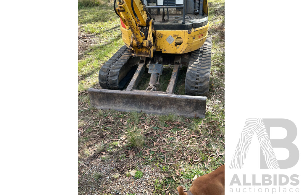 2007 NEW HOLLAND 2.7 Tonne Excavator