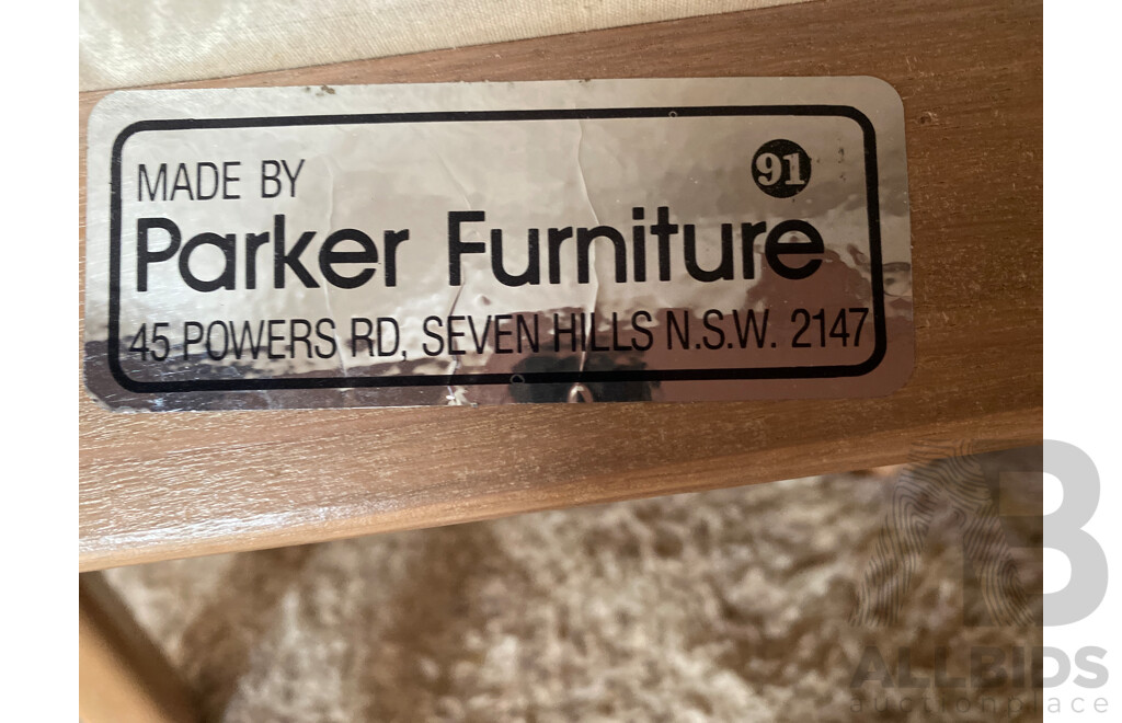 Parker Furniture White Washed Heavy Timber Extender Dining Table & 6 Matching Chairs