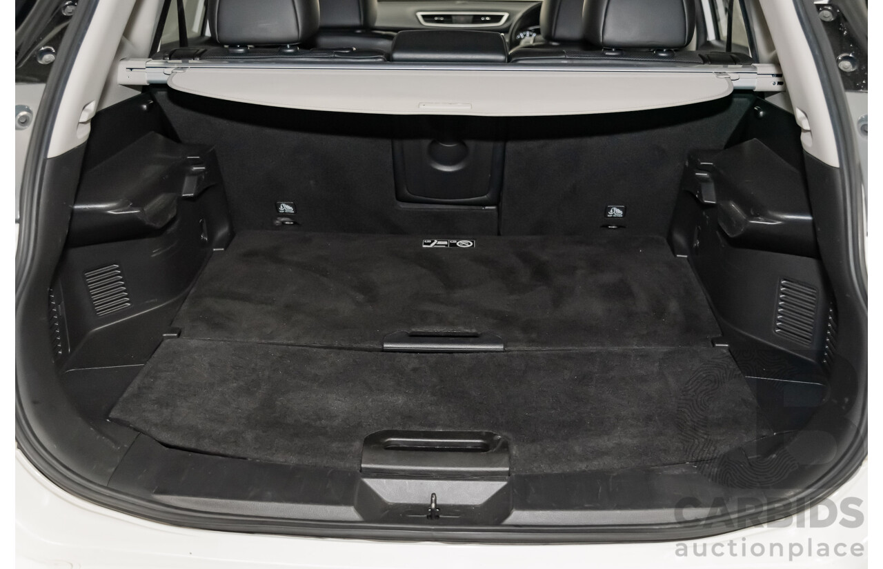 10/2015 Nissan X-Trail ST-L (4x4) T32 4d Wagon White 2.5L
