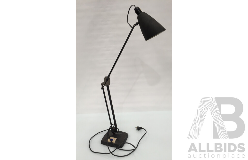 Retro Planet Desk Lamp