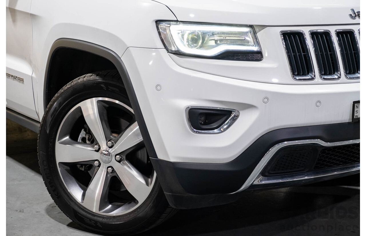 12/2013 Jeep Grand Cherokee Limited (4x4) WK MY14 4d Wagon White V6 3.6L