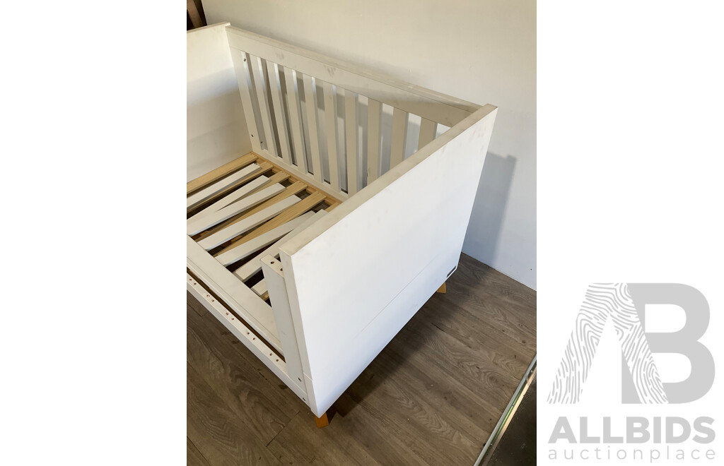 LOVE N CARE Fjord Cot  - ORP $849