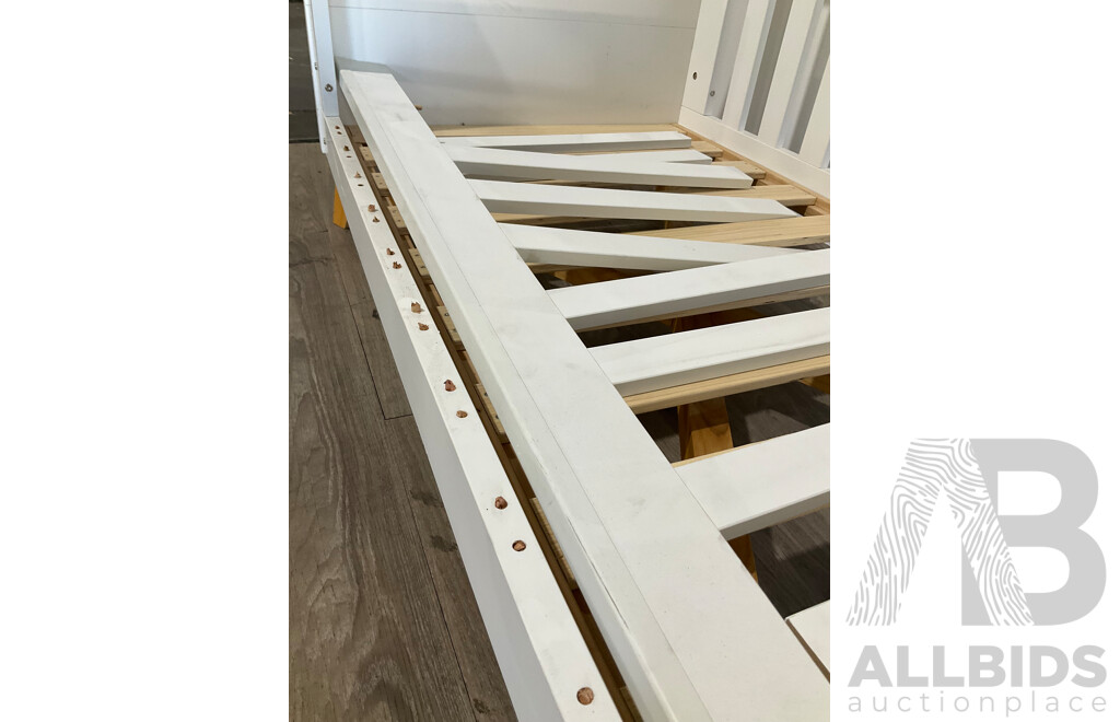LOVE N CARE Fjord Cot  - ORP $849