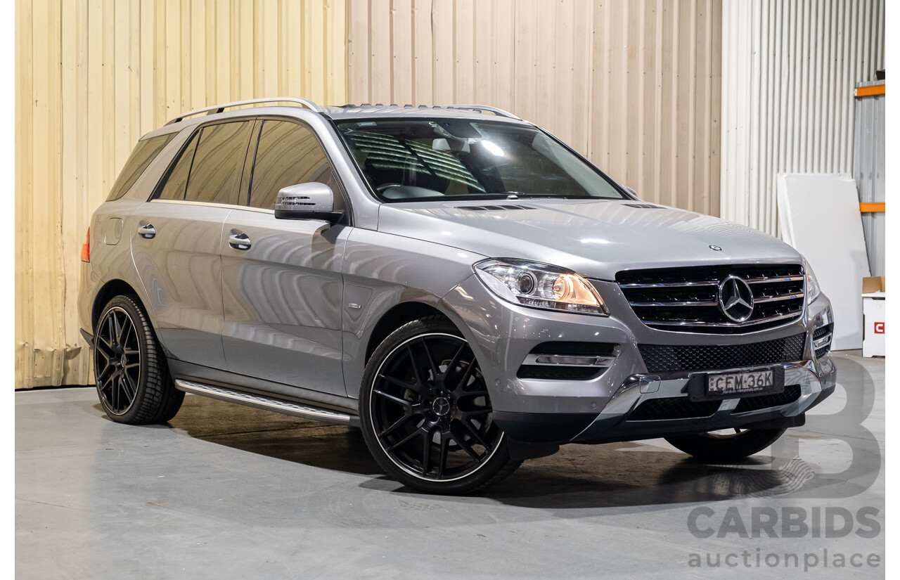 3/2012 Mercedes-Benz ML 250 CDI Bluetec (4x4) 166 4d Wagon Palladium Silver Metallic Turbo Diesel 2.1L