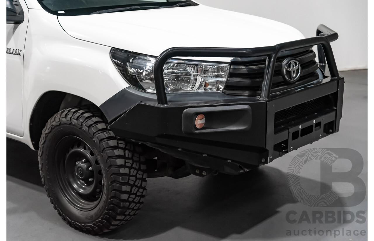 3/2017 Toyota Hilux Workmate (4x4) GUN125R Dual Cab Utility White 2.4L Turbo Diesel