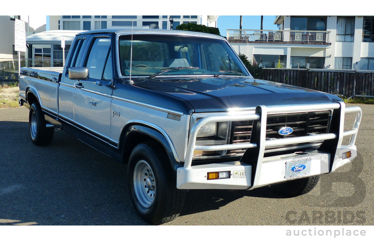 1/1983 Ford F150 XLT Lariat Extra Cab LWB 2d Utility Blue/Silver V8