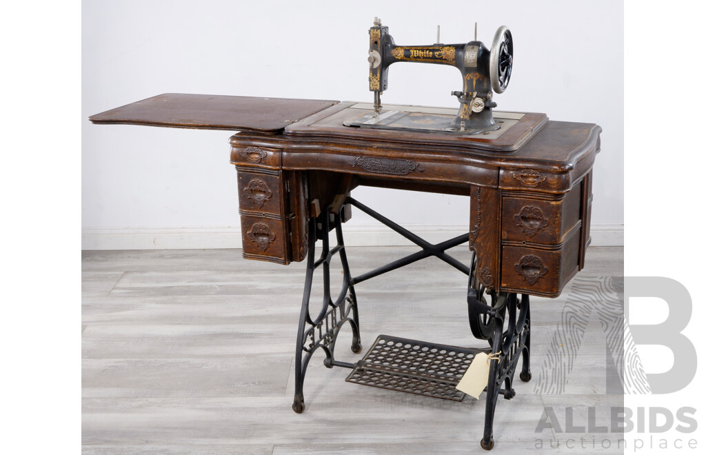 Antique White Treadle Sewing Machine and Table, No 1679394