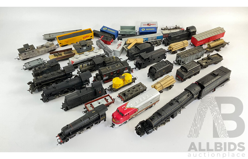 Large Collection Mostly HO Scale Train Locomotives and Cars, For Repair