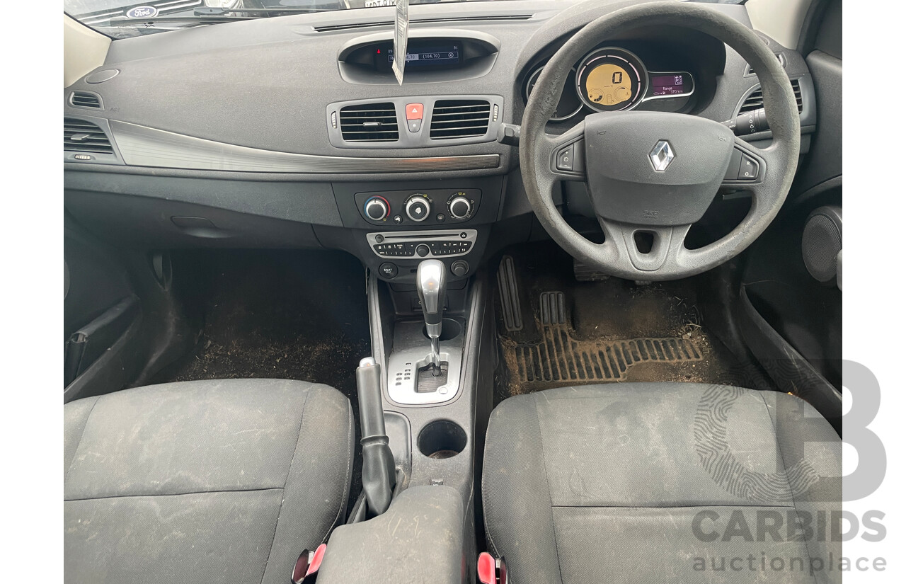 9/2010 Renault Megane Dynamique X32 5d Hatchback Silver 2.0L