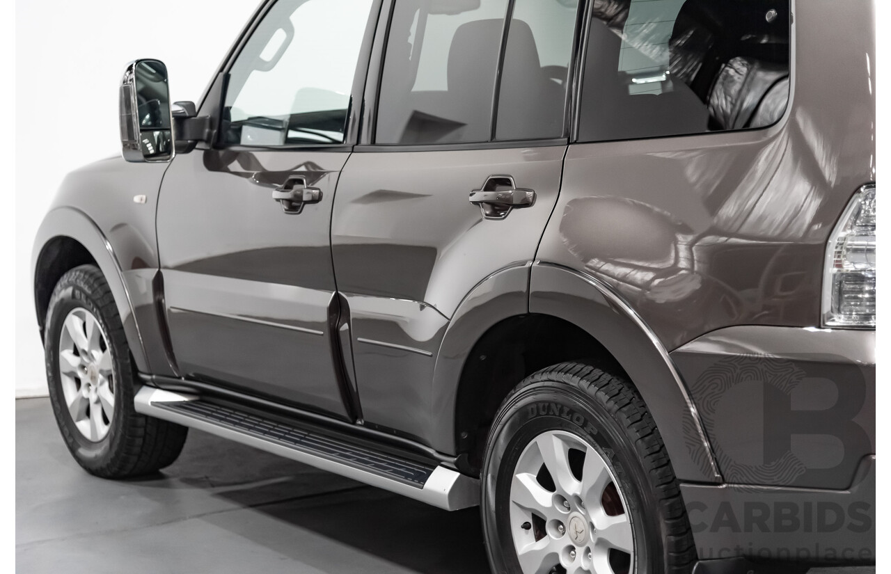 6/2012 Mitsubishi Pajero Activ NW MY12 4d Wagon Grey 3.2L Turbo Diesel - 7 Seater